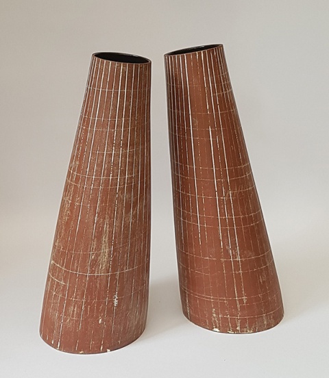 Contemporary Ceramics 2019 - Terracotta Leaning Forms (Pair)