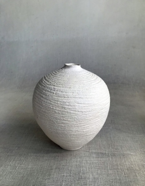 Gus Farnes & Moira Goodall: A Sense of Place - Textured Stoneware Vase (458)