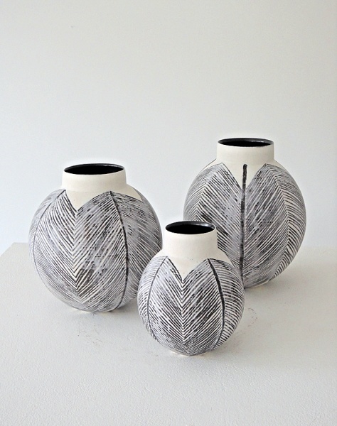 Contemporary Studio Ceramics 2022 - Star Pattern Moon Jars