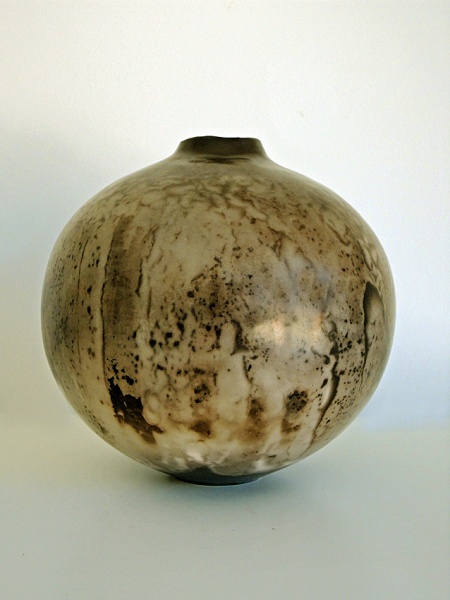 Moira Goodall - 2023: Smoke-fired Mini Moonjar (607)