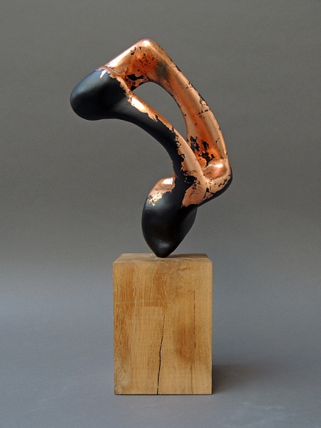 Ian Knowles - 'Twisting Form' (Med)