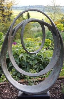 Sculpture in the Garden 2019 - Lucy Lutyens: 'Circular Form'