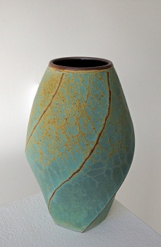 Contemporary Studio Ceramics 2017 - Twist Faceted Vase