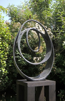 Sculpture in the Garden 2019 - Lucy Lutyens: 'Circular Form'