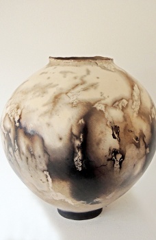 Gus Farnes & Moira Goodall: A Sense of Place - Large Moon Jar (476)