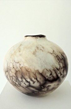 Gus Farnes & Moira Goodall: A Sense of Place - Large Round Vessel (454)