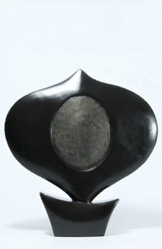 Contemporary Studio Ceramics 2022 - Dark Leaf