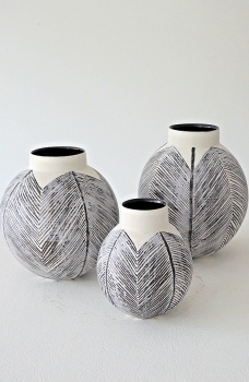 Contemporary Studio Ceramics 2022 - Star Pattern Moon Jars