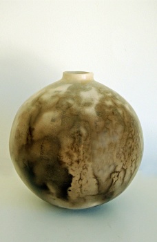 Contemporary Studio Ceramics 2023 - 2023: Smoke-fired Mini Moonjar (613)