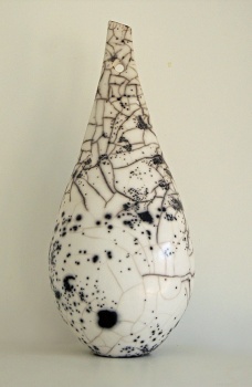 Contemporary Studio Ceramics 2023 - Large White Teardrop (HR1)