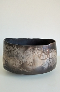 Contemporary Studio Ceramics 2023 - 2023: Smoke-fired Vessel (620)