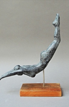 Kate Reynolds - 'Swooping Figure'